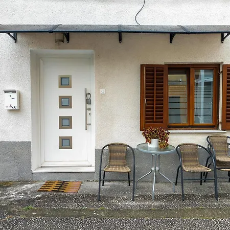 Romanticni Oddih Ob Plazi San Simon - Romantic Retreat Near San Simon Apartment